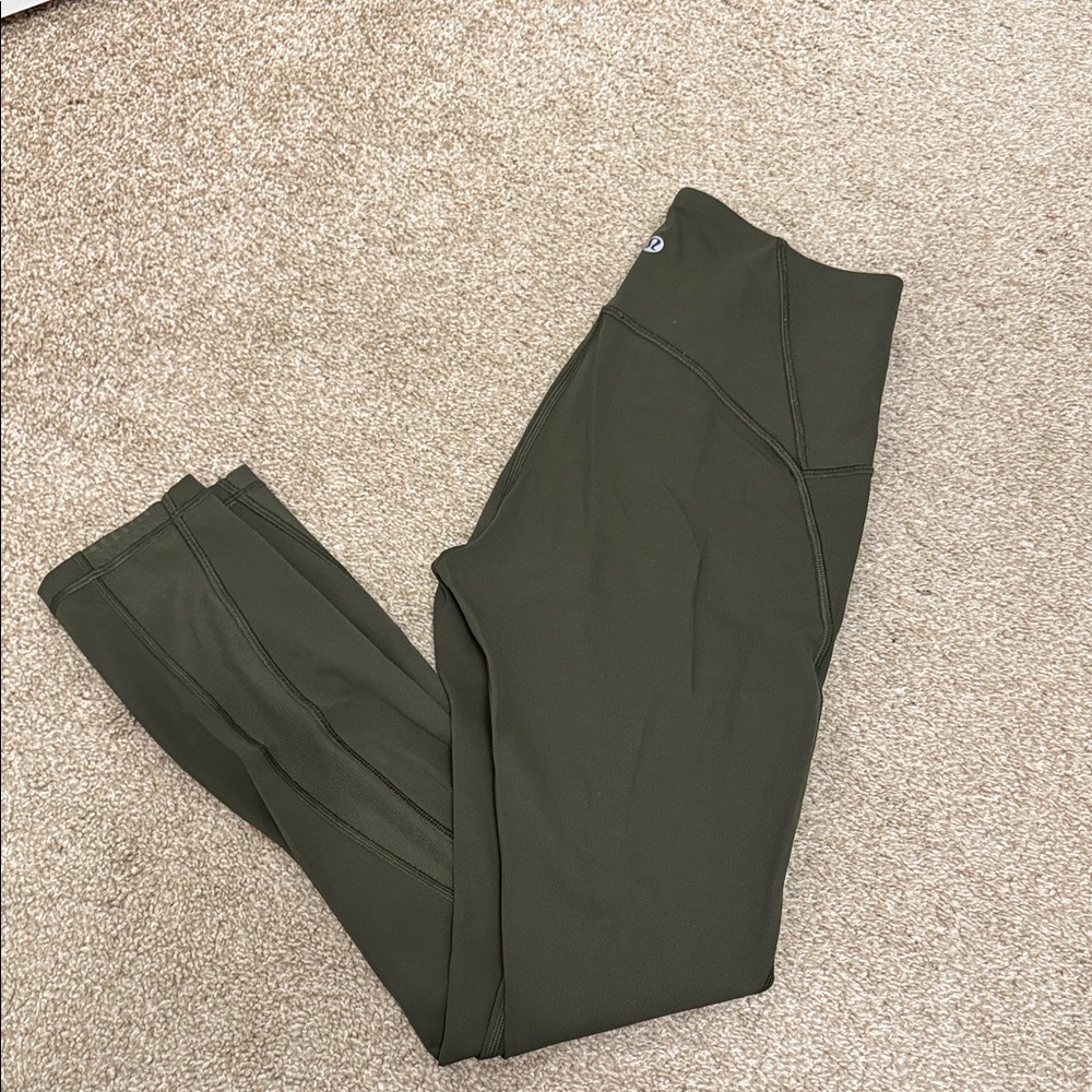 Lululemon leggings size 6